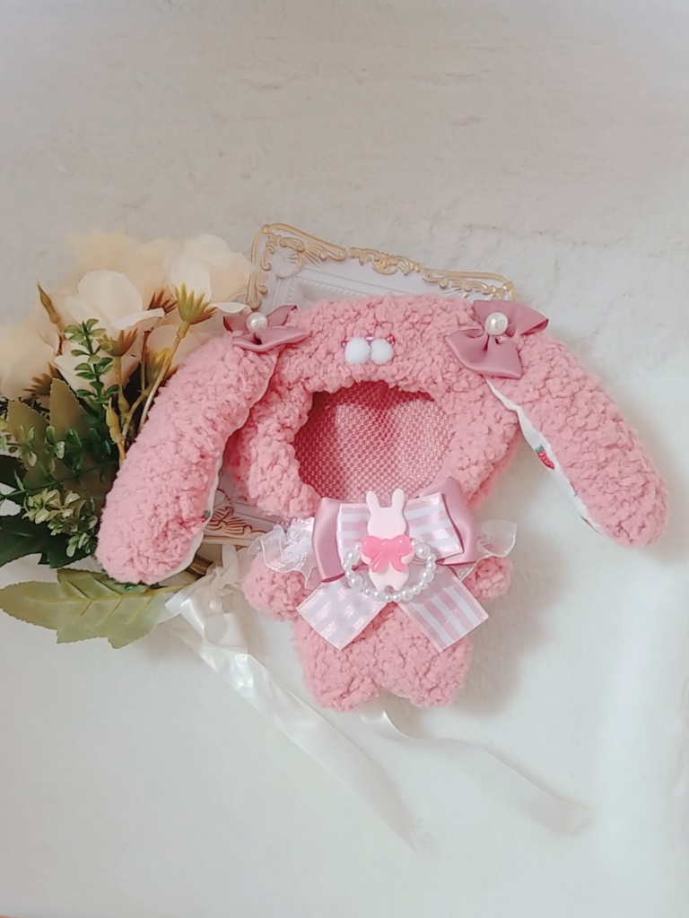 苺ローズピンクふわふわうさぎ🐰✕フリル付きピンク縞リボン🎀 リボンうさぎブローチ❤