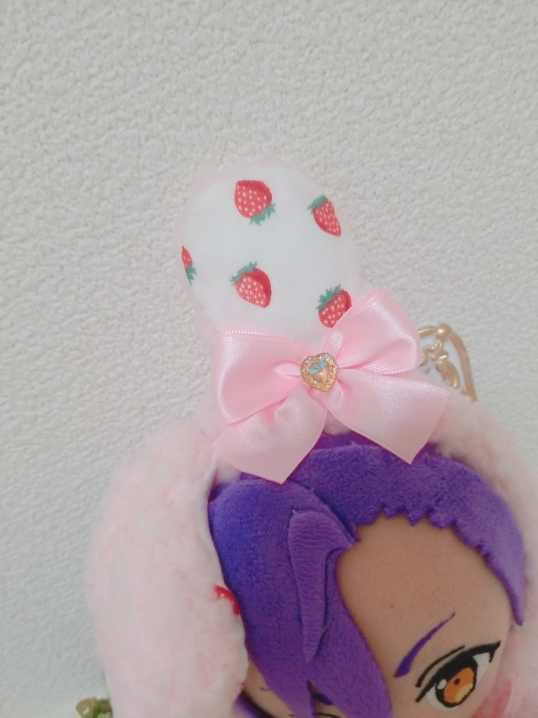 苺ミルクうさぎ🍓🐰✕フリル付きピンクリボン🎀 エンジェルチャーム👼