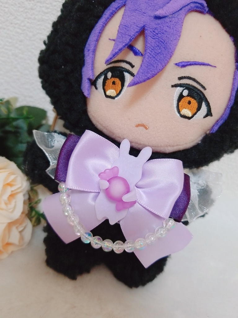 黒うさぎ🐰✕フリル付き薄紫リボン🎀 キャンディうさぎブローチ🍬