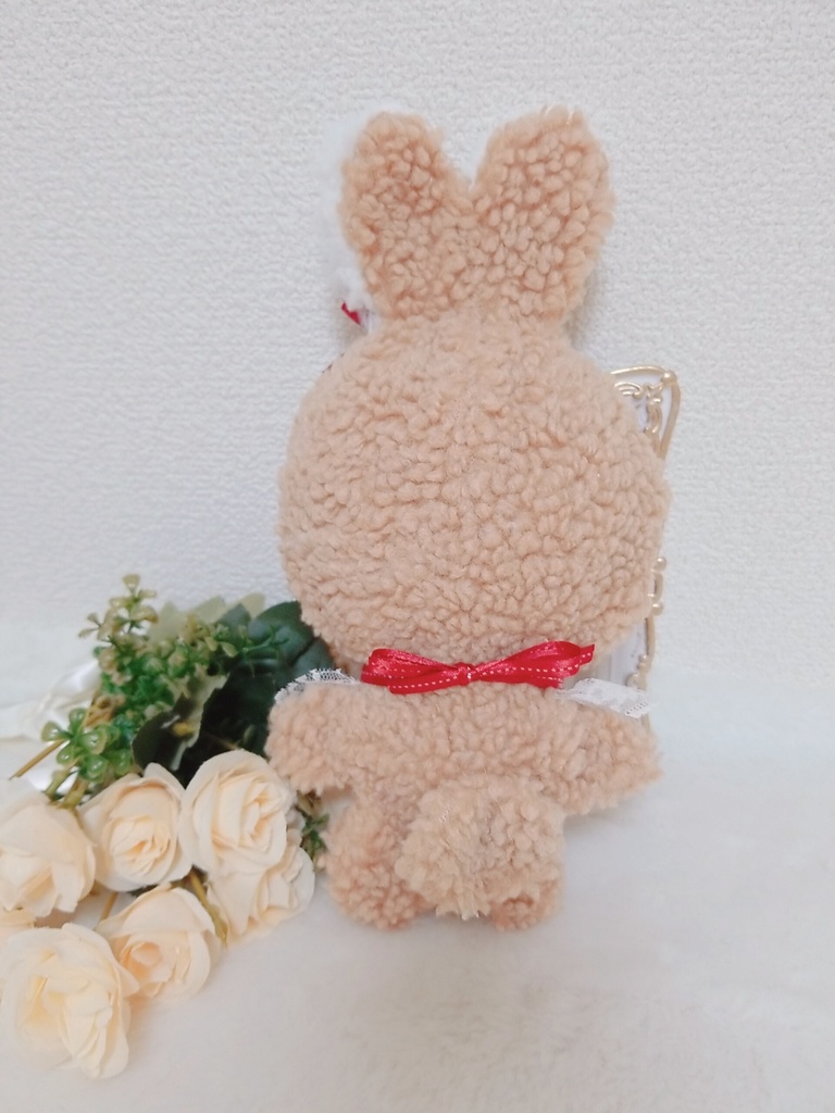 野うさぎ🐰❤✕フリル付き赤縞リボン🎀 エンジェルチャーム👼