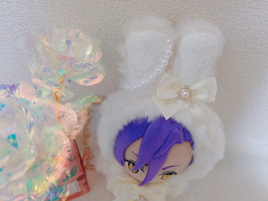 純白うさぎ🐰🕊✕フリル付き白色リボン🎀 お耳パール💎