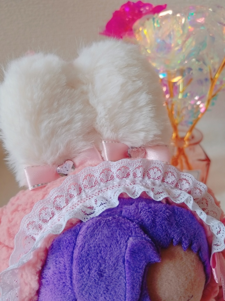 ふわふわうさぎ🐰✕ピンクチェックリボン🎀ホワイトブリム💝 いちごチャーム🍓
