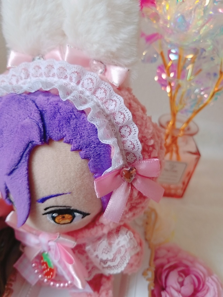 ふわふわうさぎ🐰✕ピンクチェックリボン🎀ホワイトブリム💝 いちごチャーム🍓