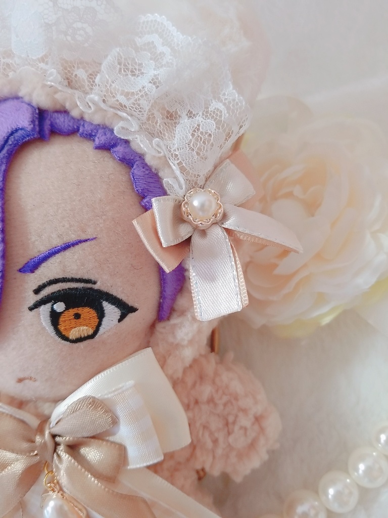 ふわふわアンティークくま✕クラッシックリボン🎀ホワイトブリム💝 パールチャーム🐻