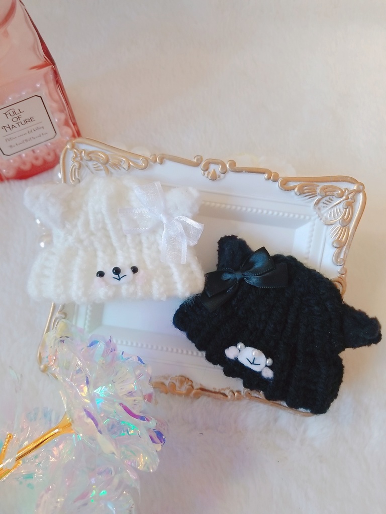 白猫🐾🐈ニット帽&黒猫🐾🐈🖤ニット帽