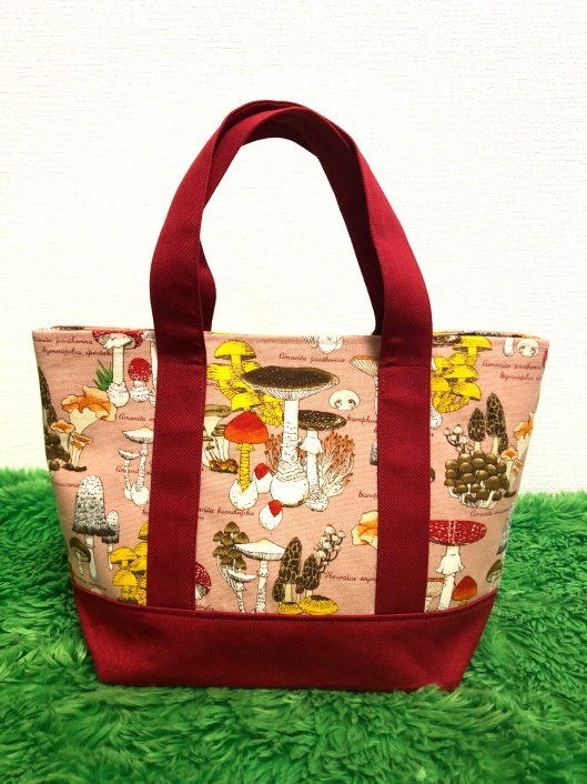 きのこ柄トートバッグ