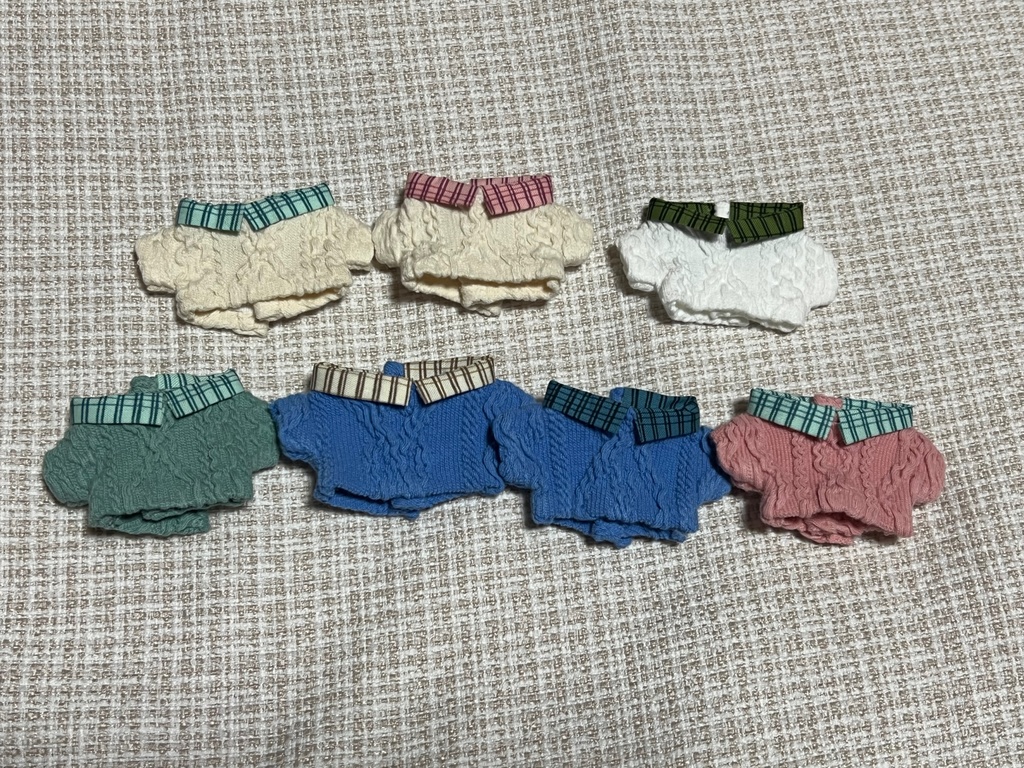 襟付きニットシャツ