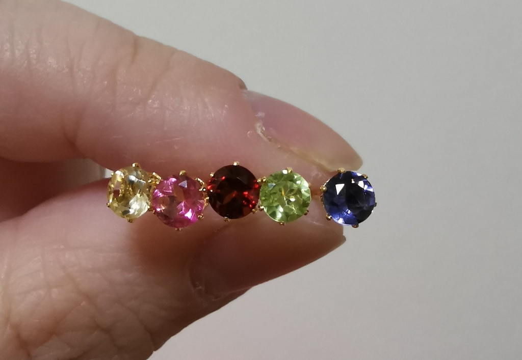 【いとはじ】愛ですピアス