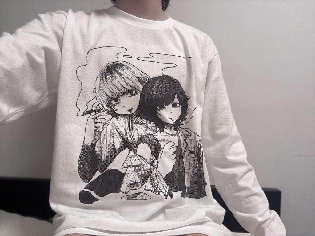 ウルフカット組ロンT