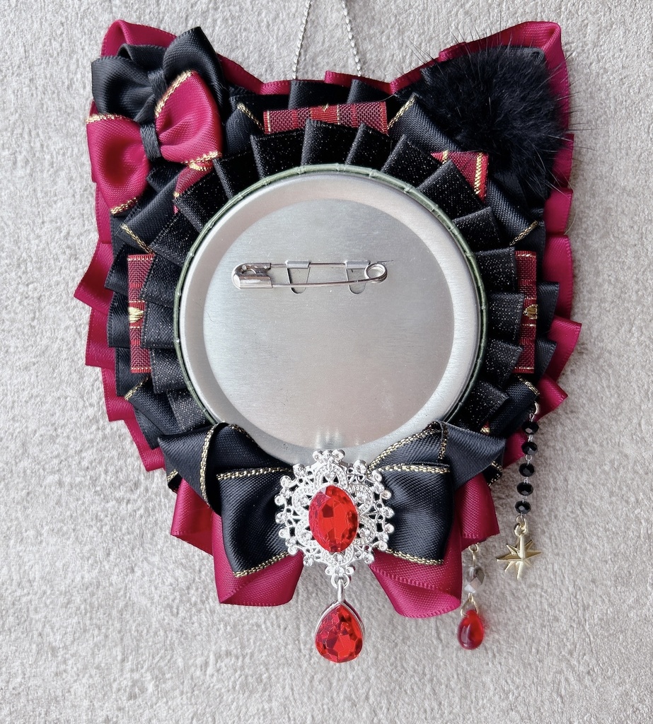 猫ちゃん型痛ロゼット♪50-65mm 赤×黒