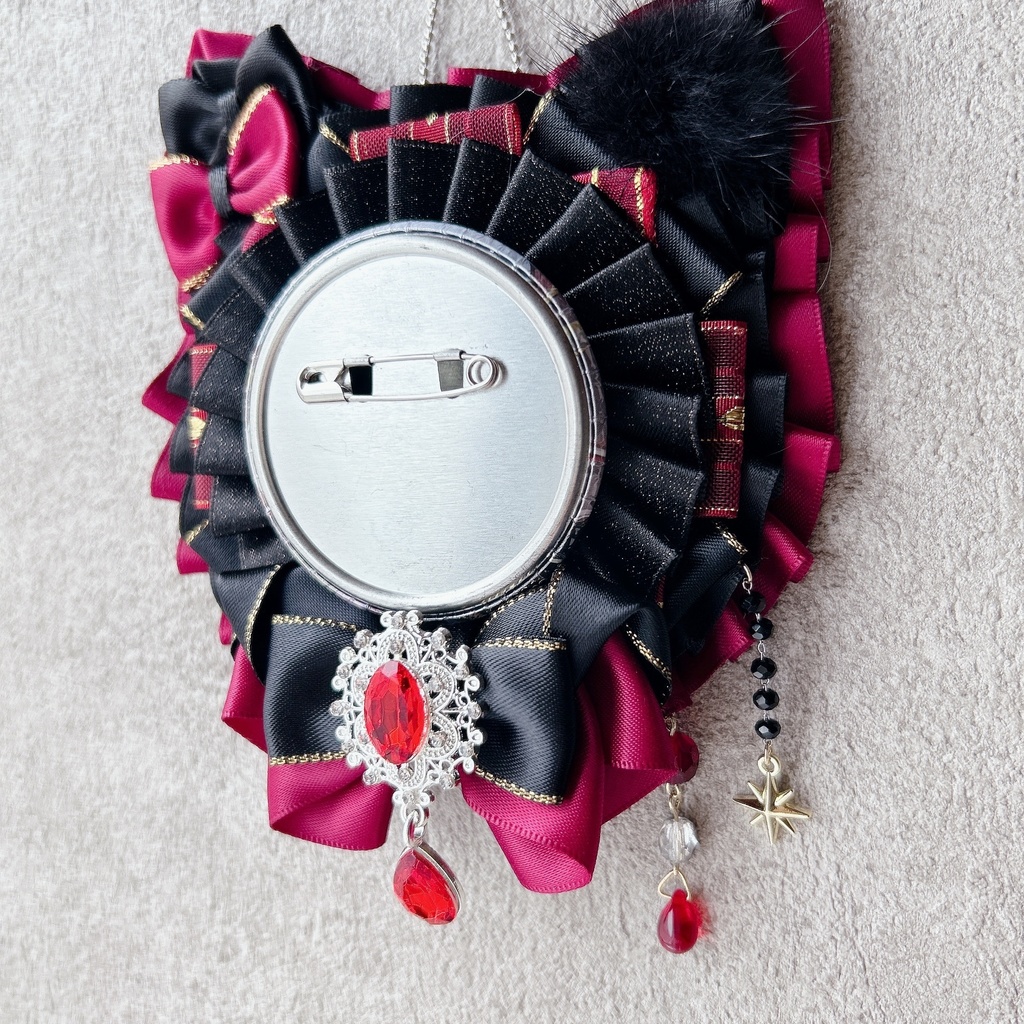 猫ちゃん型痛ロゼット♪50-65mm 赤×黒