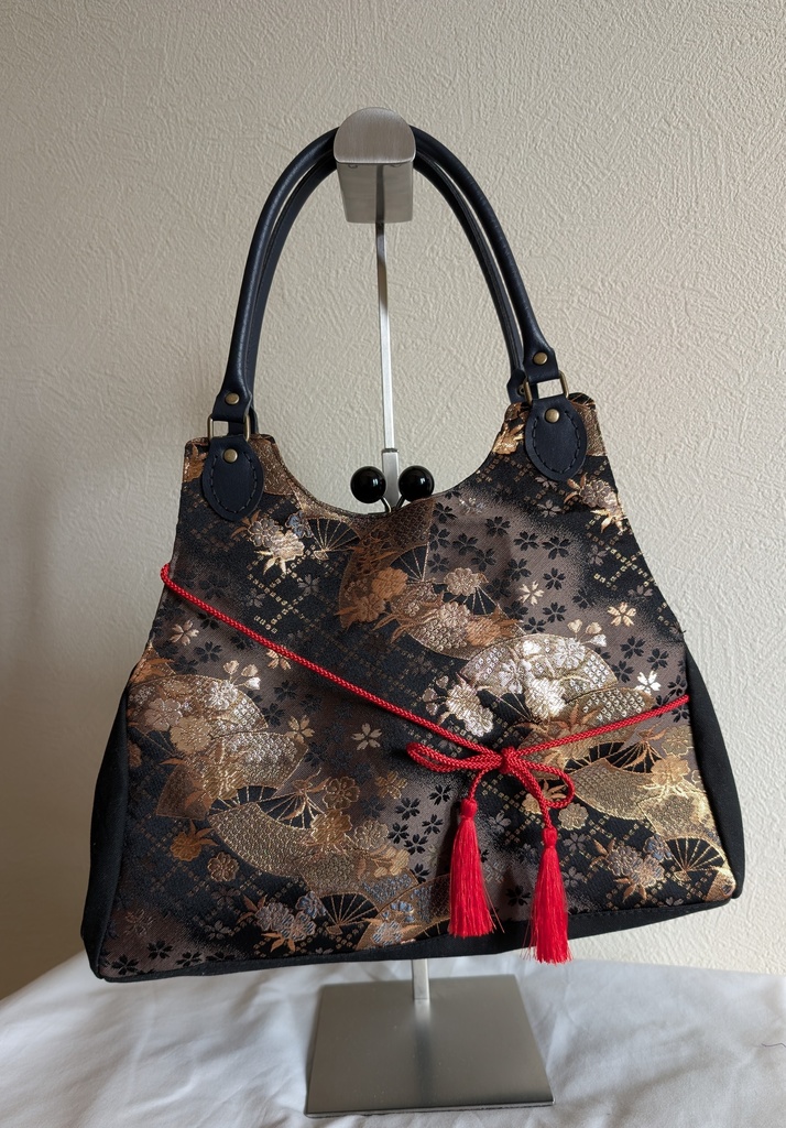 明石国行 あおりがま口バッグ