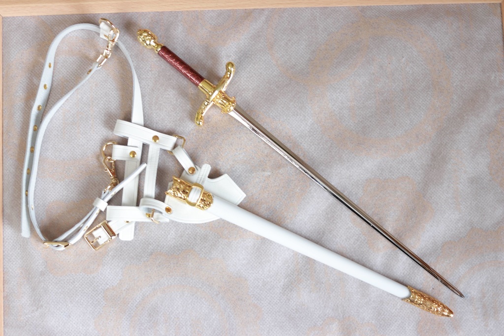 SDGrB/SD17 ショルダーアーマー 肩掛け剣帯