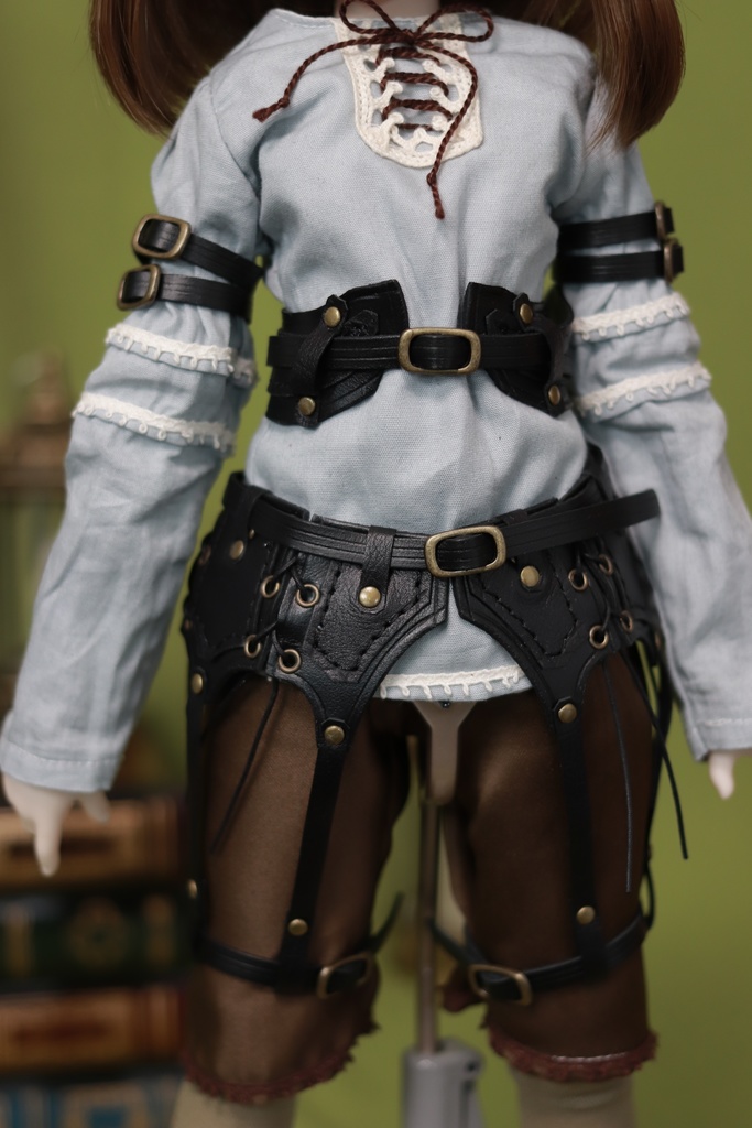 MDDガーター付きコルセット