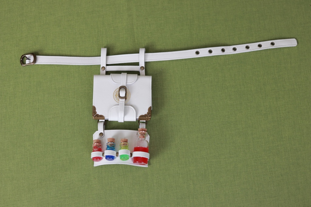 MDD、DD 魔導書&ポーションポーチ