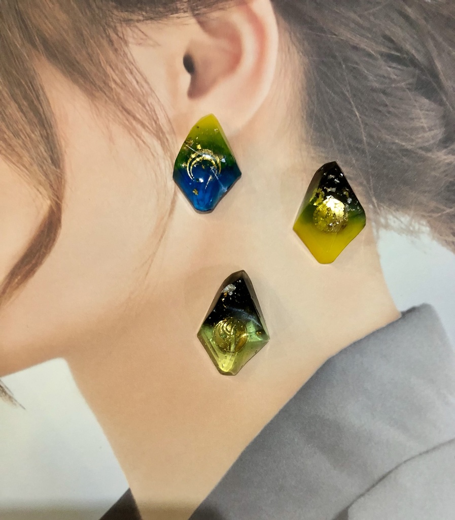 ⭐️刀剣乱舞イメージ⭐️鉱石風 シリーズ 刀紋 イヤリングorピアス