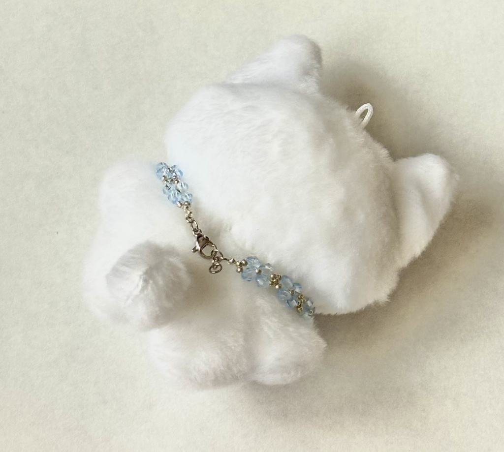 ビーズのネックレス