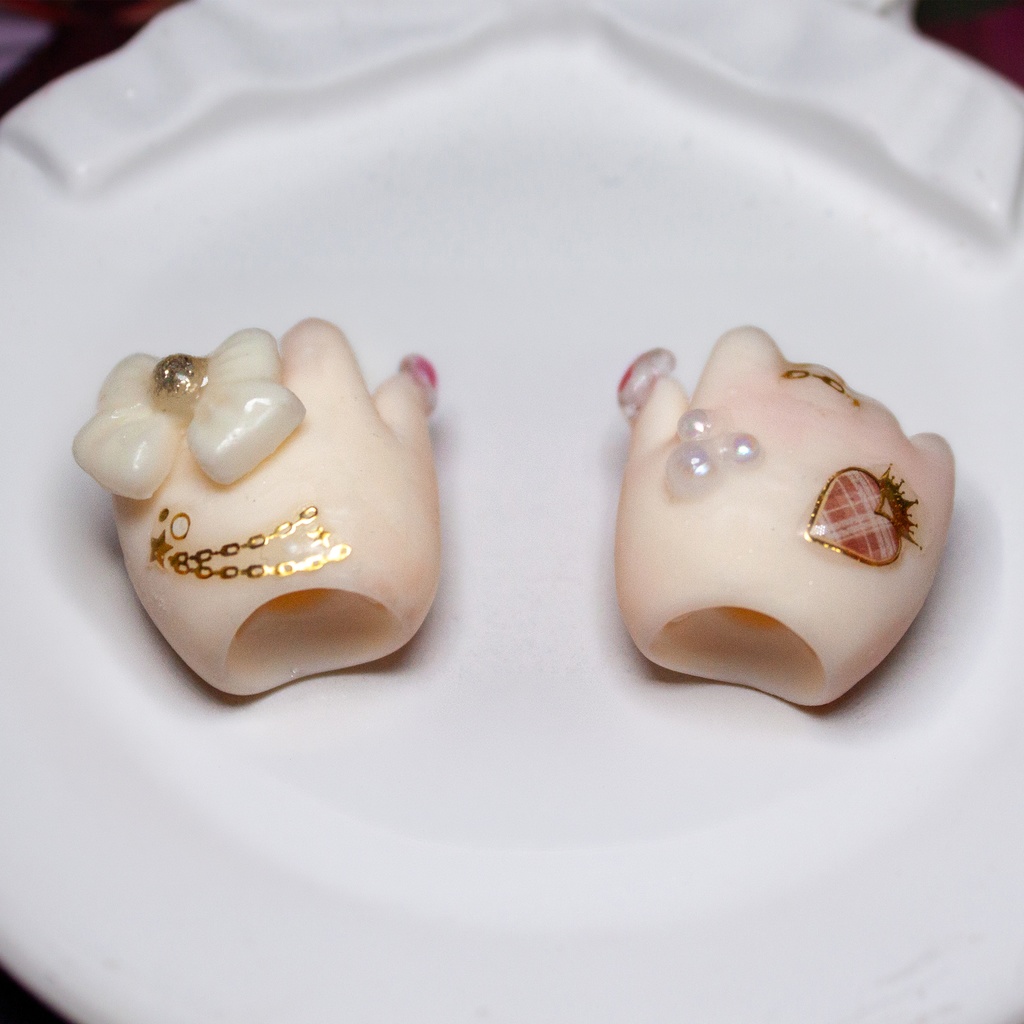 【ゆぴっこりんく】Tiny向けネイルハンド ホワイト肌