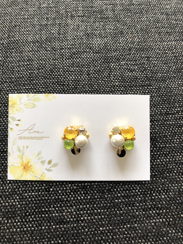 伊弉冉一二三イメージイヤリング(スワロフスキー)