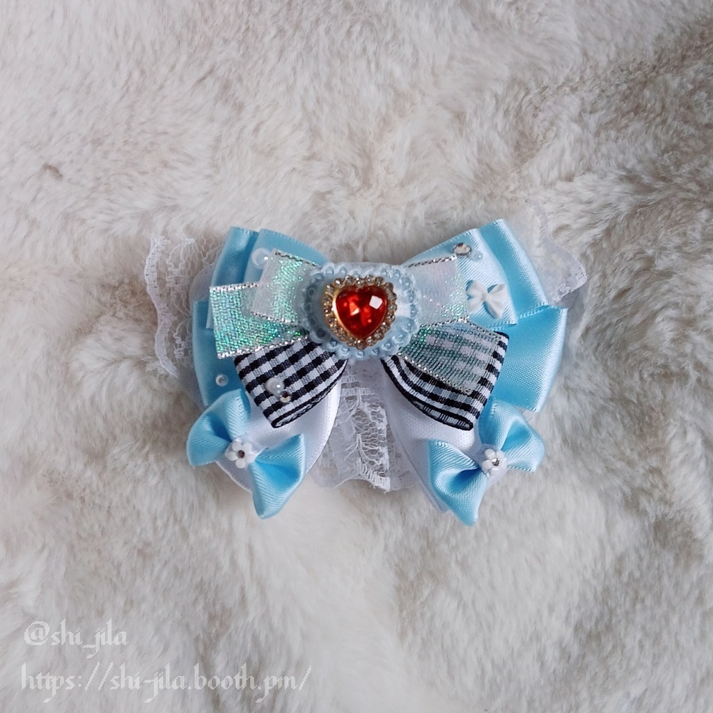 〚10~12cm〛アリス風🤍🩵片折れ耳しろうさぎ おすわりぬい服 バッグチャーム付き