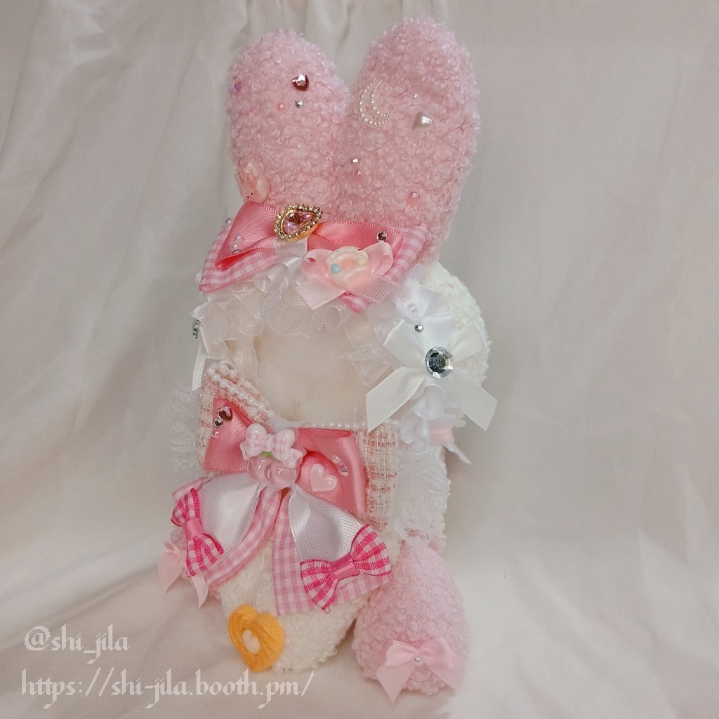 〚10~12cm〛春爛漫🍒さくらんぼうさちゃん おすわりぬい服 バッグチャーム付き