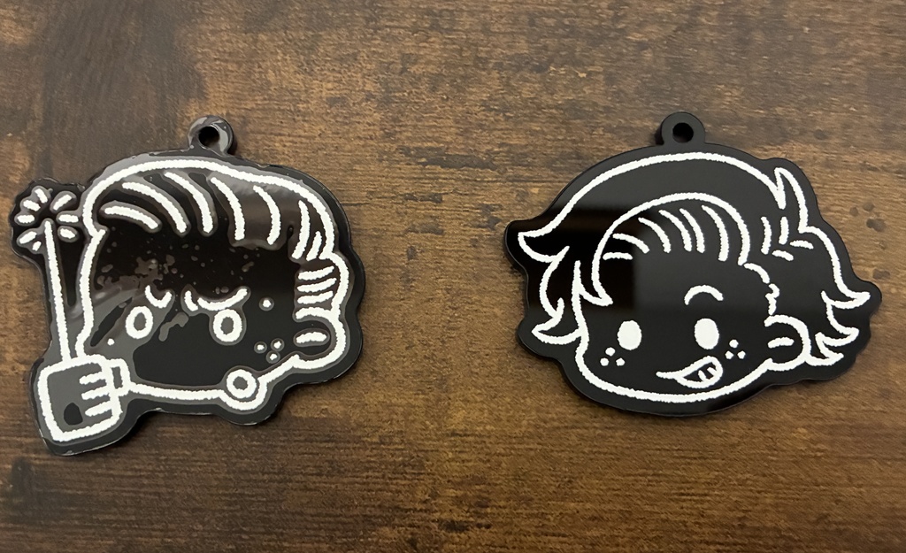 黒アクリルキーホルダー