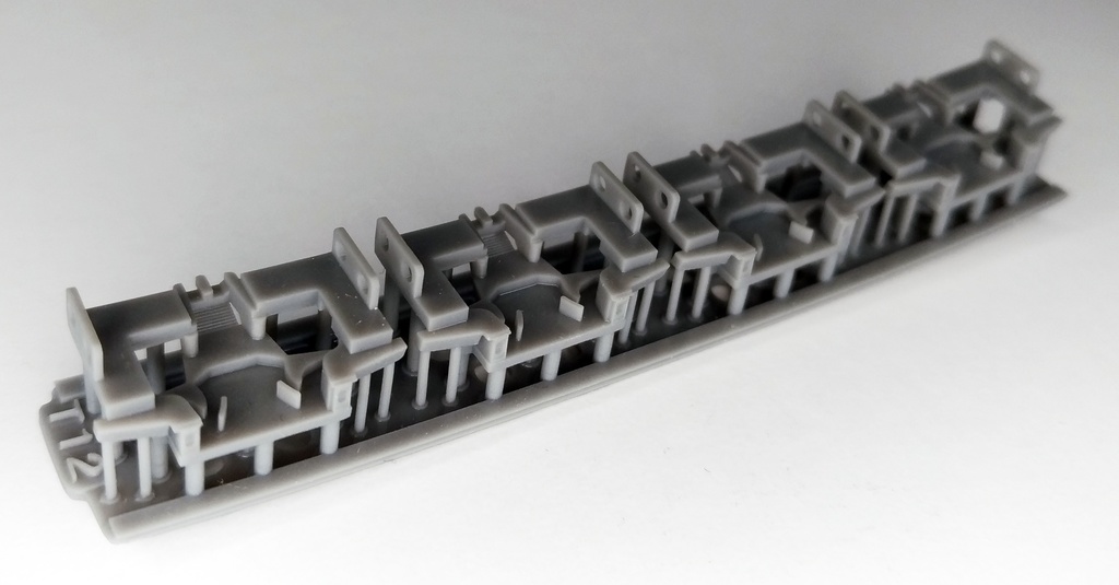 T12-04G:小型スカート付きTNカプラー土台4個セット【Nゲージ鉄道模型】