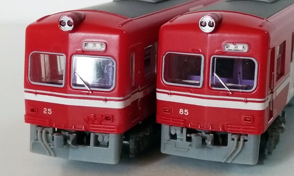 浜松の赤い30系電車用スカート(TNカプラーSPタイプ土台)【Nゲージ鉄道模型】