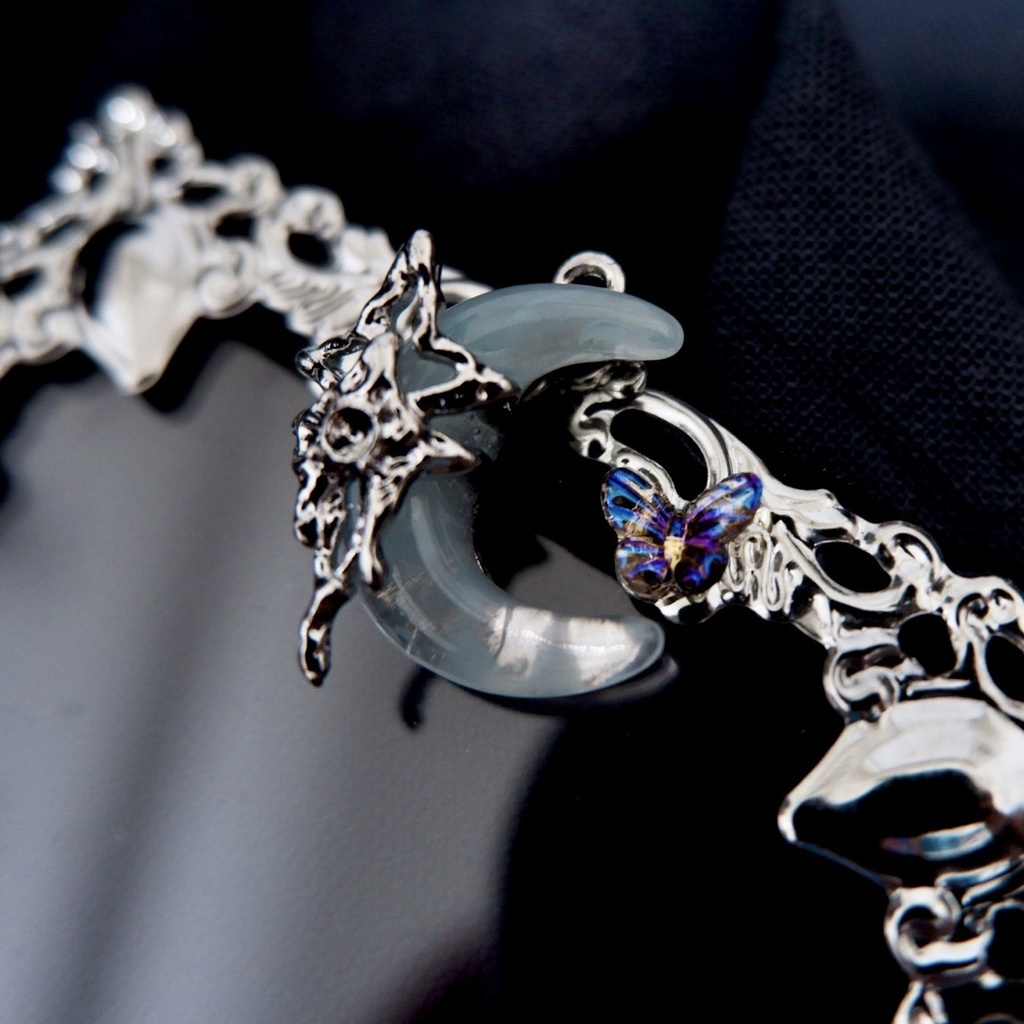 【B8】月のトレカケース