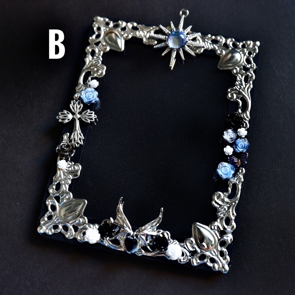 【B8】月のトレカケース