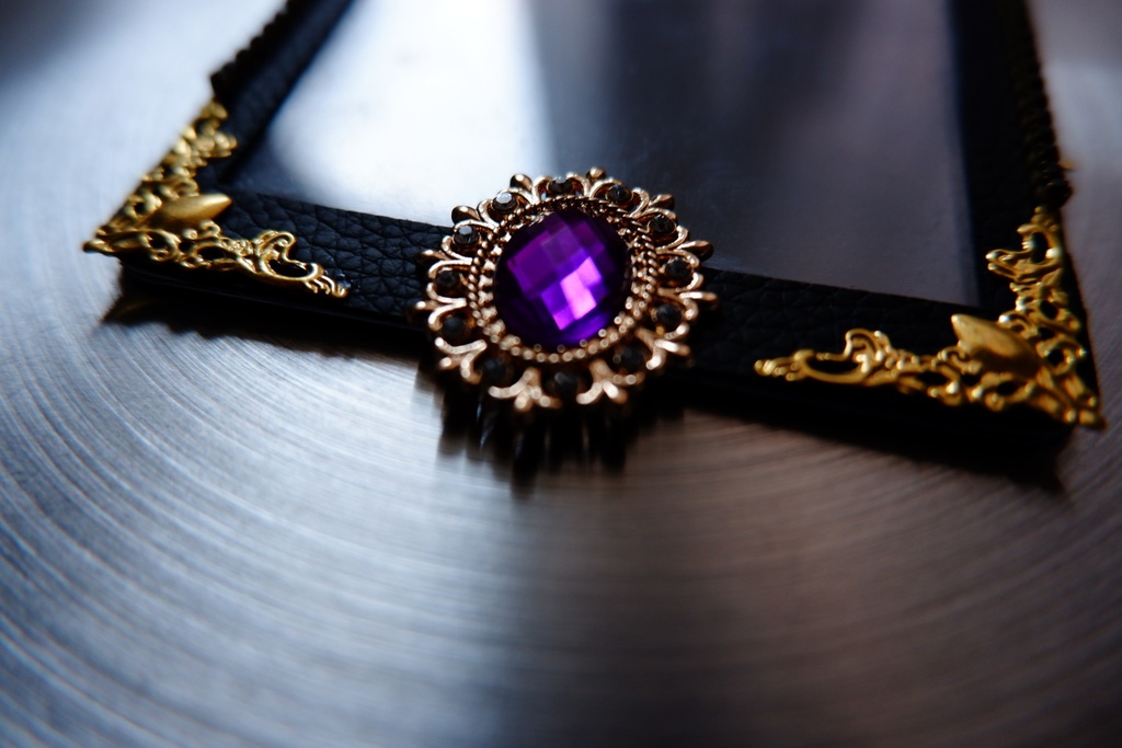 【B8】金の額縁トレカケース