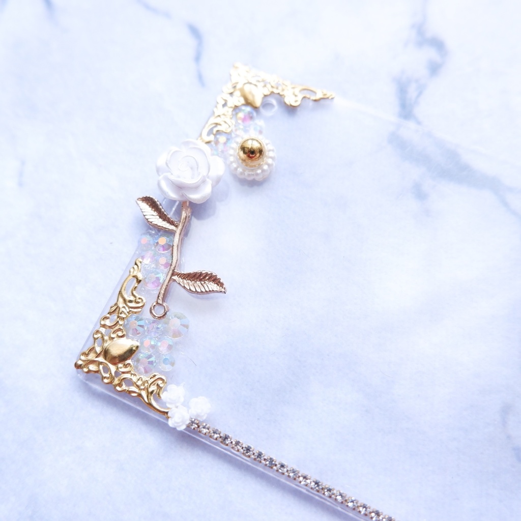 【B8横】パープルゴールドの額縁トレカケース