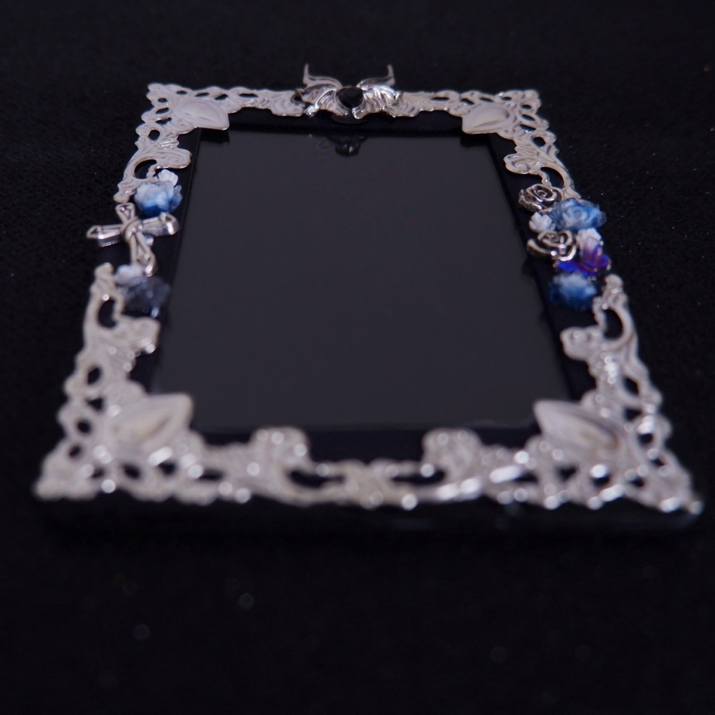 【B8】シルバートレカケース