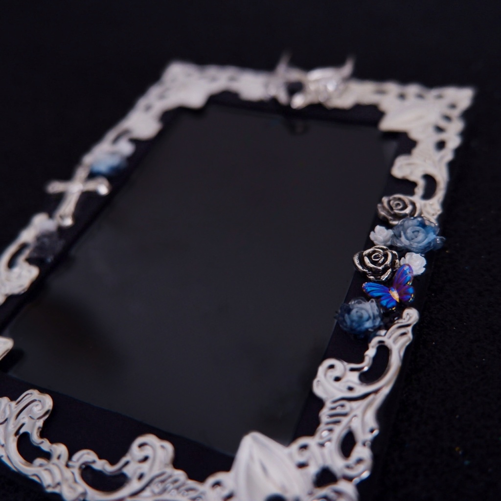 【B8】シルバートレカケース