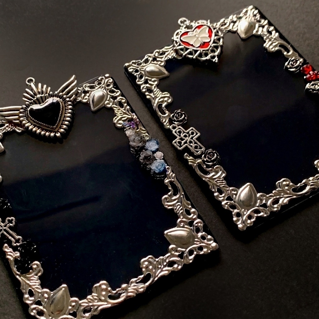 【B8】レッドハートトレカケース❤️