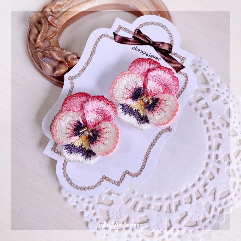 okappalover 刺繍リボン-イヤアクセ（静脈の青） - イヤリング