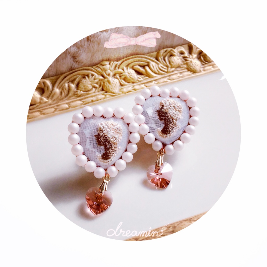 Cameo-lady イヤリング/ピアス（day-白)