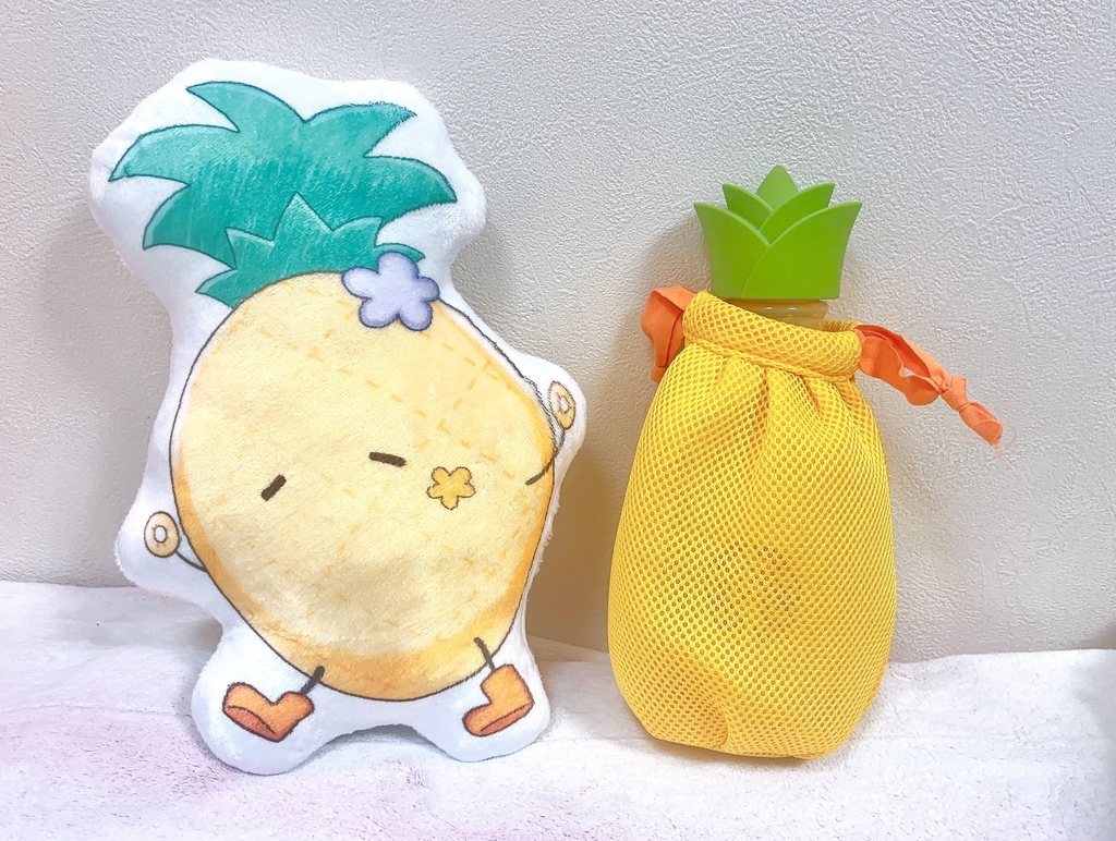 パインちゃんクッション🍍
