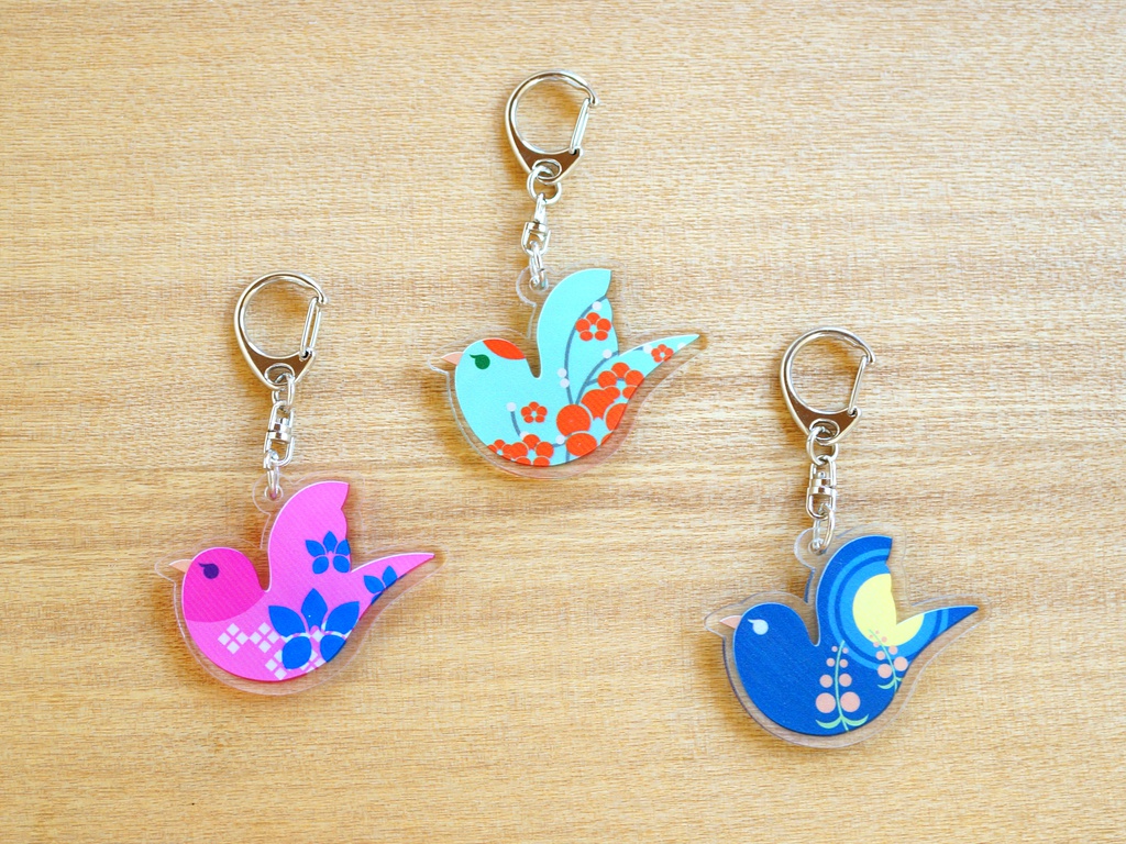 鳥アクリルキーホルダー　３種