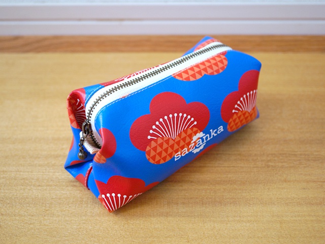 和モダン／合皮製キャラメルポーチ「梅×青」