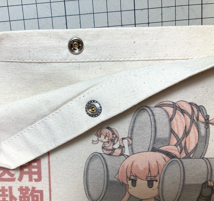 輸送由良サコッシュ