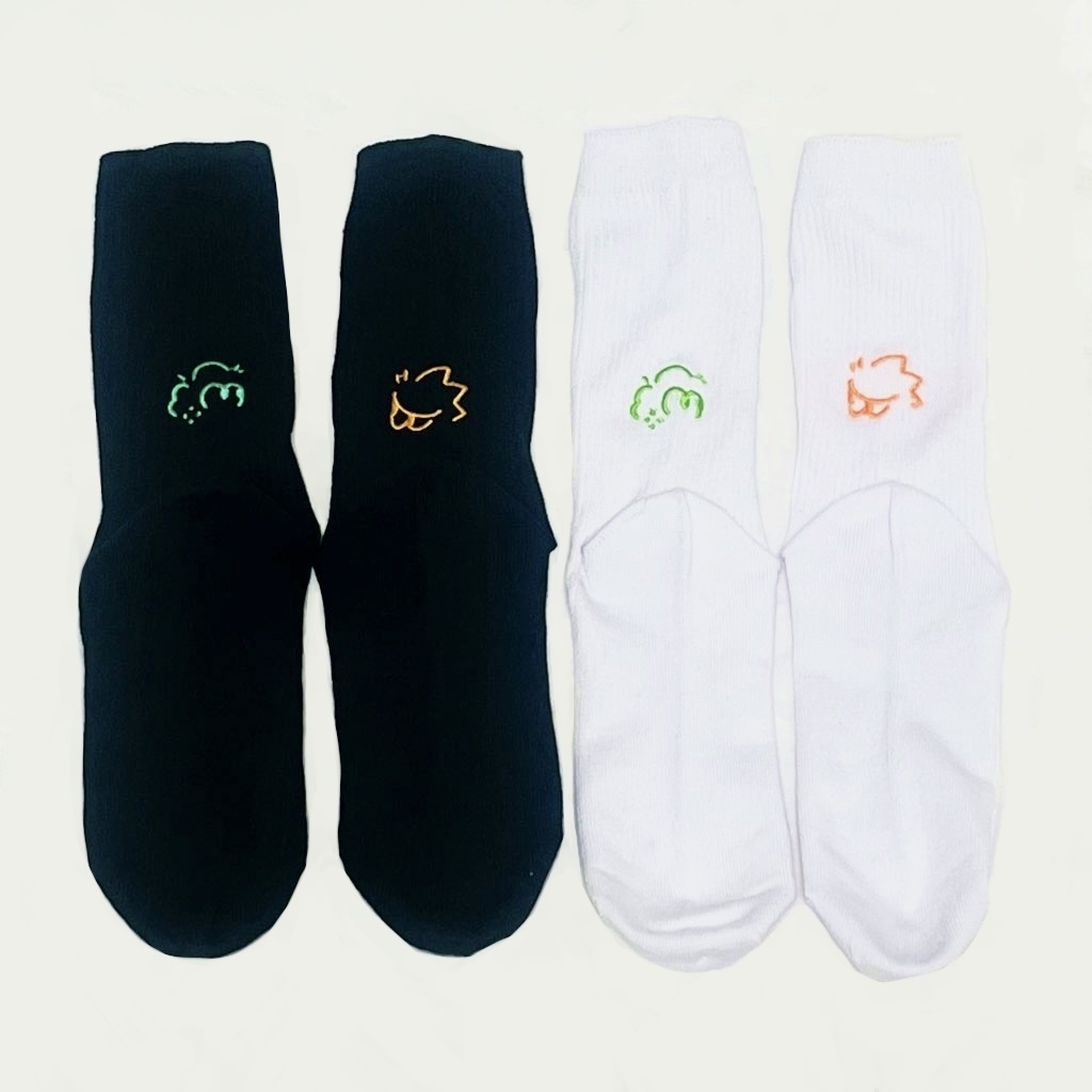 出勝くつした(白)