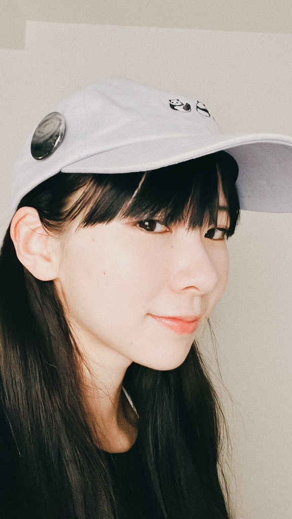 【sold】きらめく銀色の缶バッジ<全5種>【initial goods】