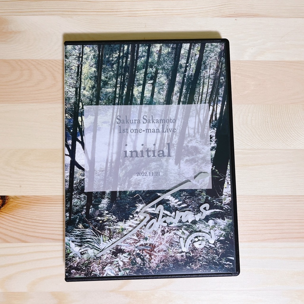 【sold】1stワンマンライブ“initial”DVD (直筆サイン&特典映像&ポストカード2枚付き)【彗星シリーズ】