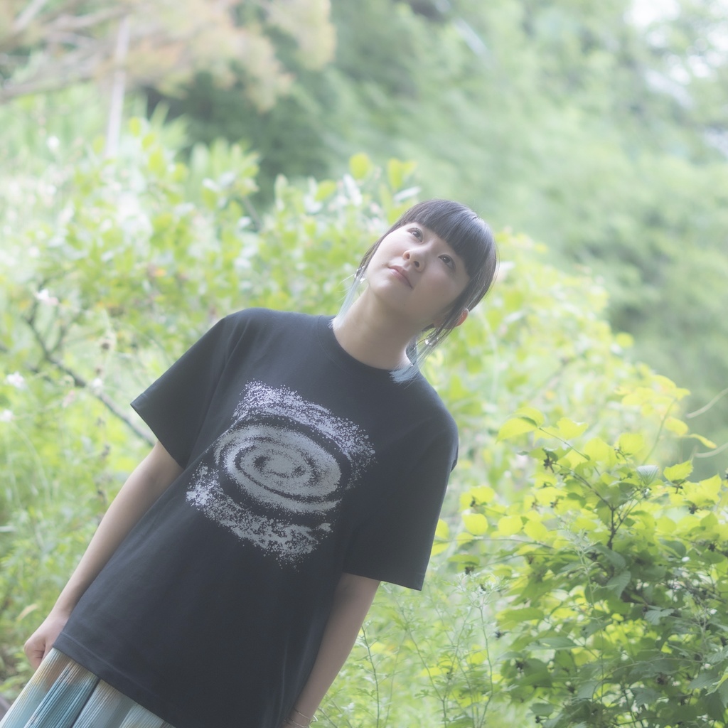 銀河Tシャツ