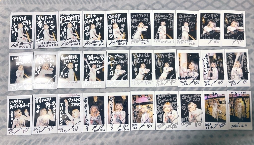 【sold】オンライン限定！落書き入りポラロイド写真（ランダム）【醒めない夢グッズ】