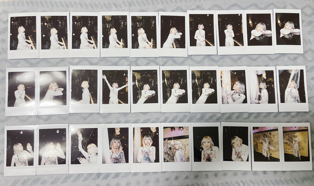 【オンライン限定】直筆サイン&メッセージ入りポラロイド写真(ランダム)【醒めない夢グッズ】