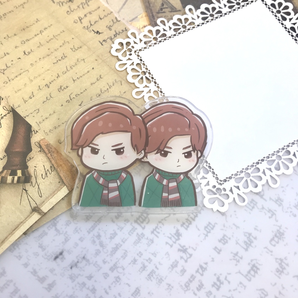 魔法の覚醒 アクリルバッジ