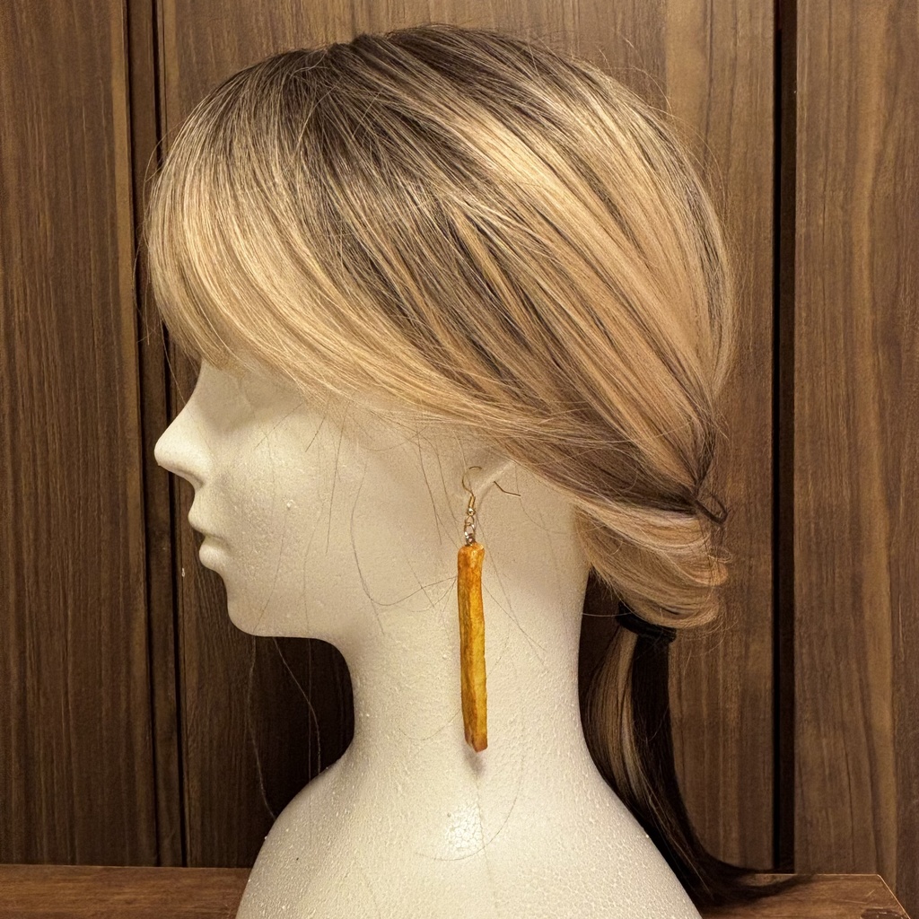 芋けんぴゆらゆらピアス(金メッキ)