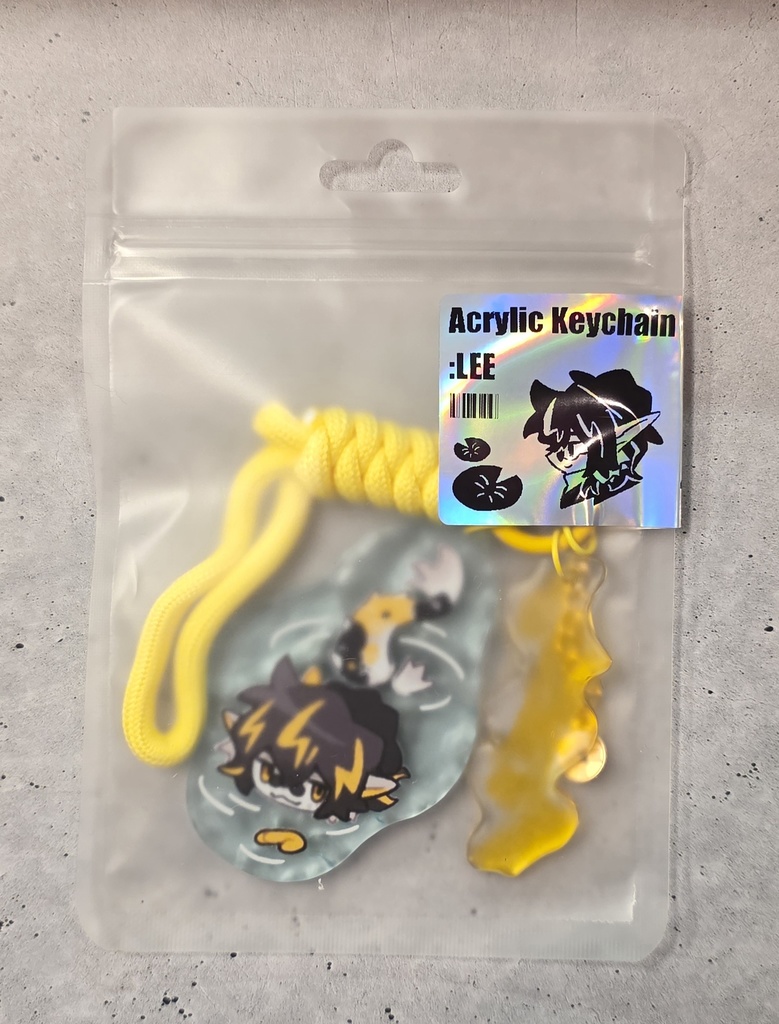 リー先生のすいすい🐟水面アクリルキーホルダー
